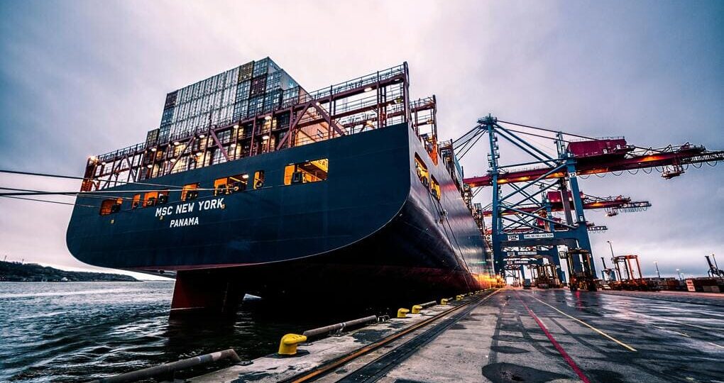 Servicios de transporte marítimo global para Venezuela