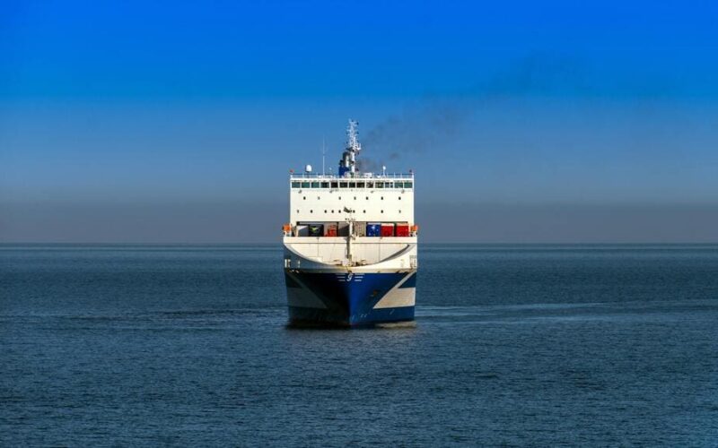 Optimiza tus envíos con carga marítima internacional en Panamá
